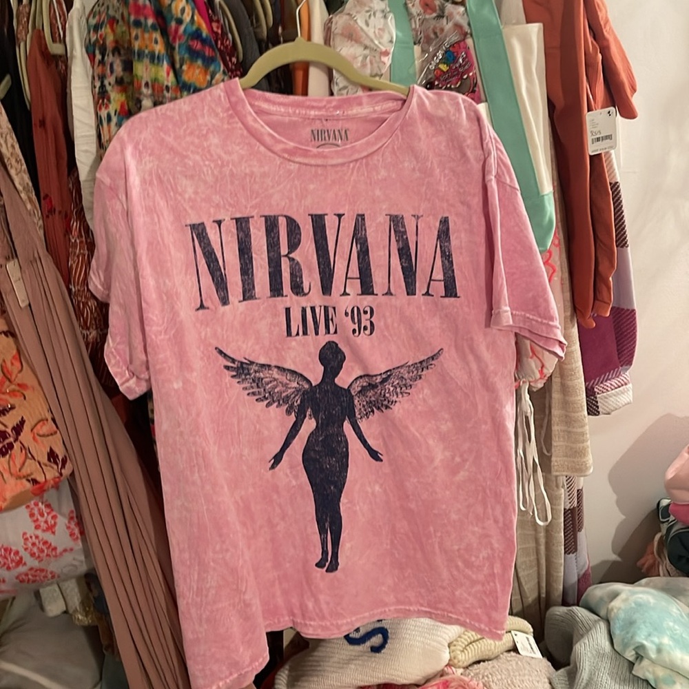 💕 NIRVANA Tee Live 93 in Pink mineral wash in Large